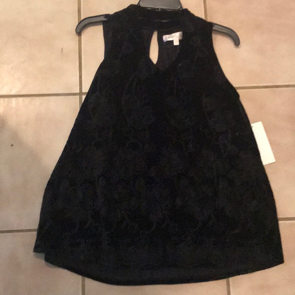 Magnolia skye black tank top